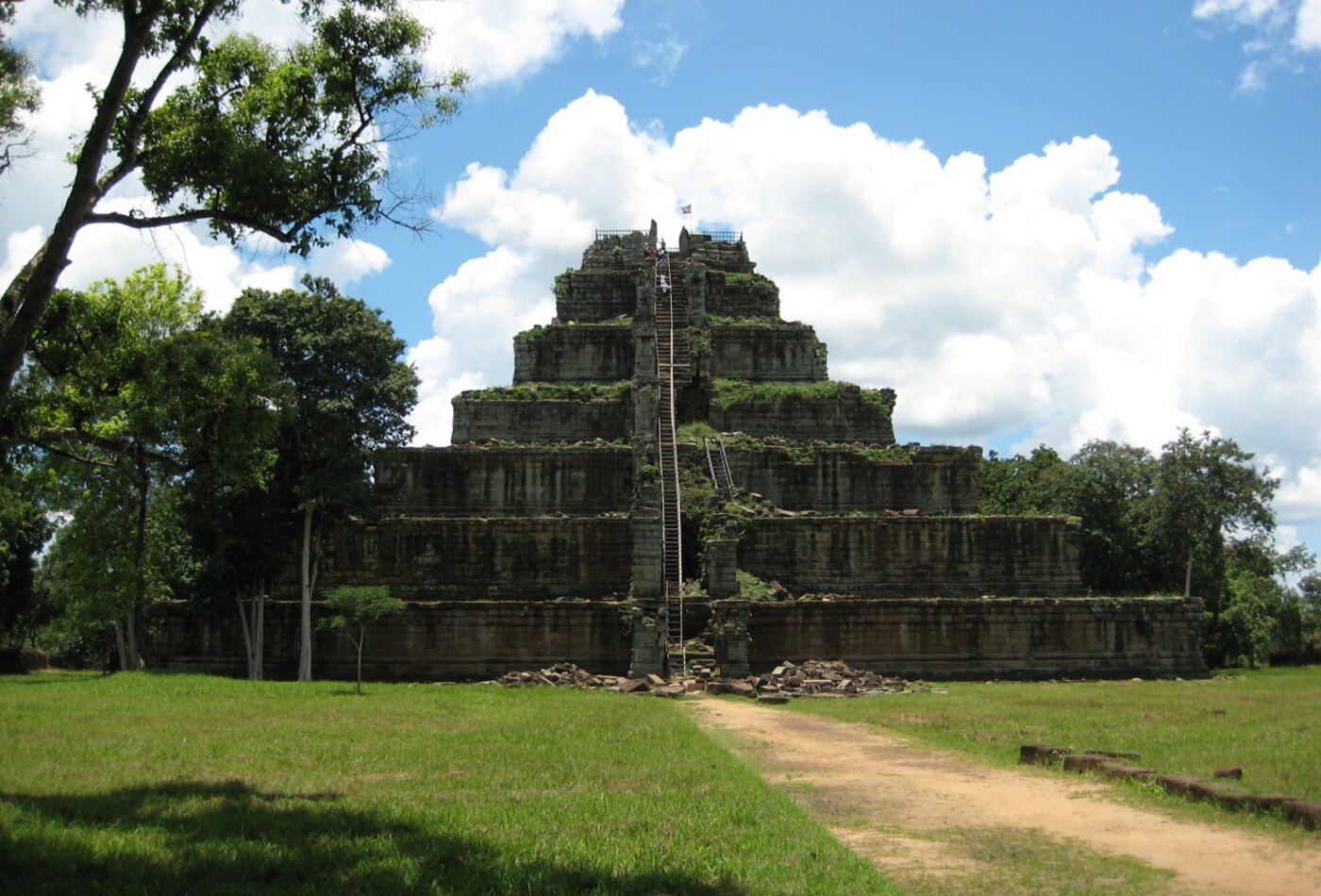 Koh Ker temple Cambodia and ticket planning